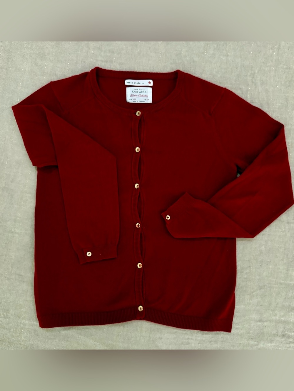 EUC Zara Girls red cardigan with gold-tone buttons and a crew neck size 9-10